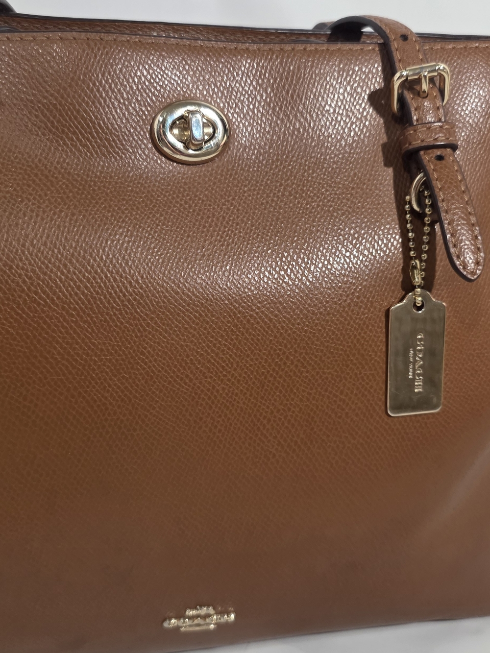 Coach Brown Leather Tote Bag with Gold Hardware - Picture 3 of 9